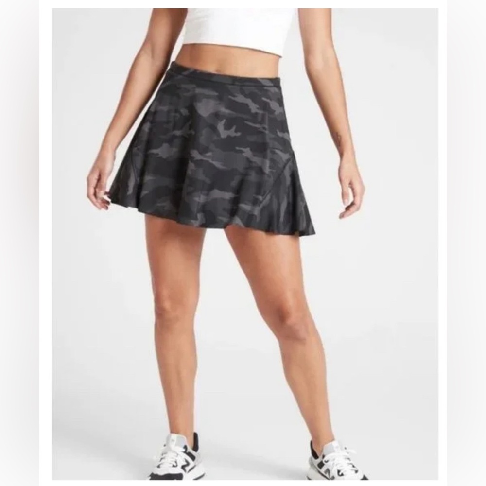 Athleta Black Camo Matchpoint Skort - Picture 1 of 7